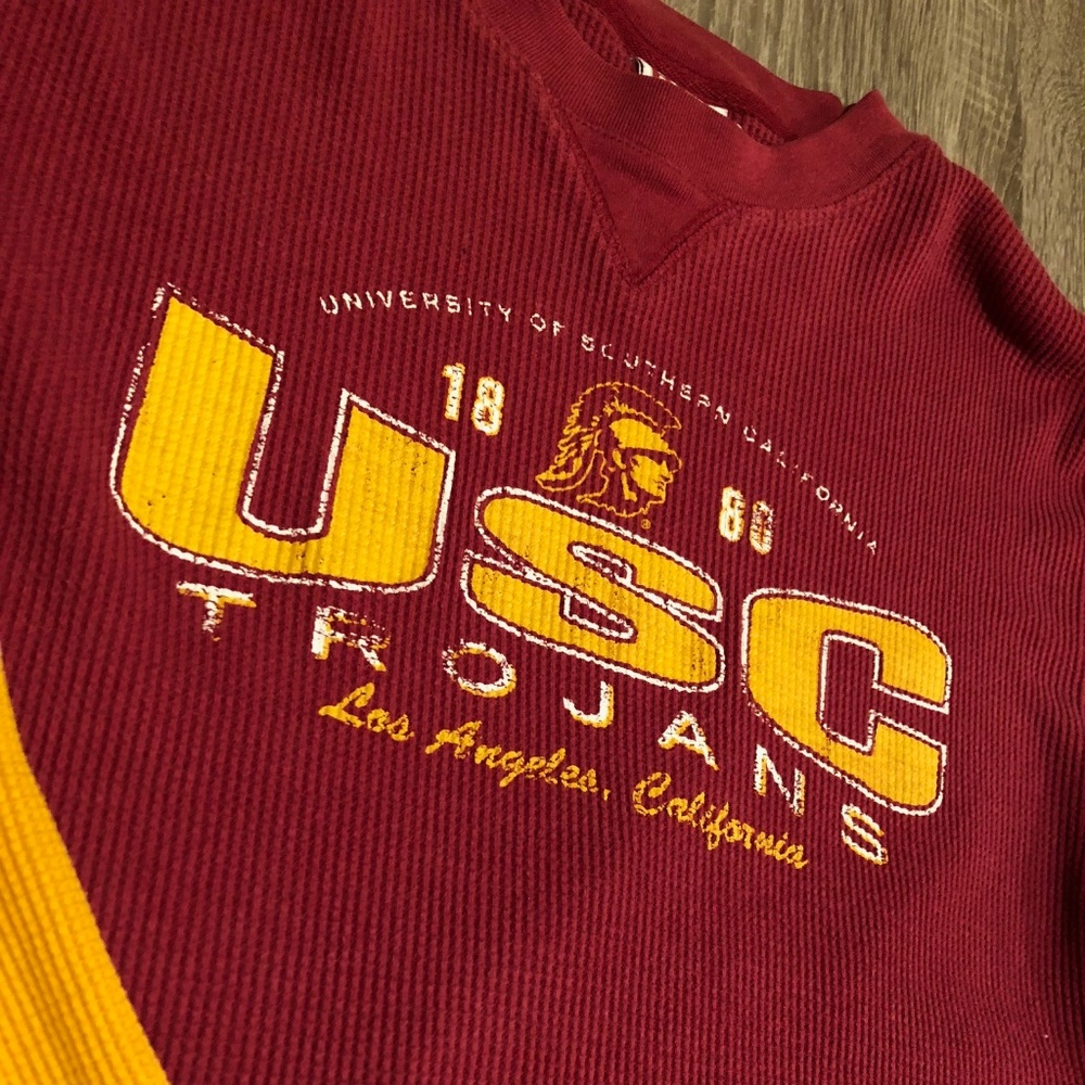 USC sweater Small